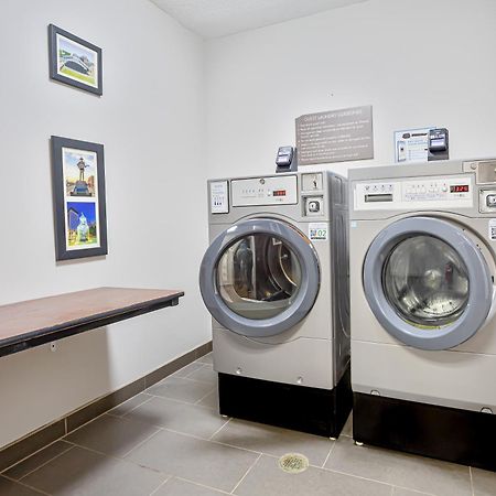 Comfort Inn & Suites Montgomery East Carmichael Rd Екстер'єр фото