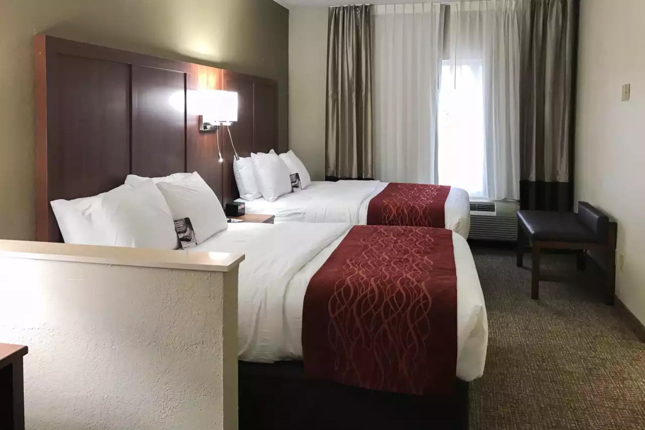 Comfort Inn & Suites Montgomery East Carmichael Rd Екстер'єр фото
