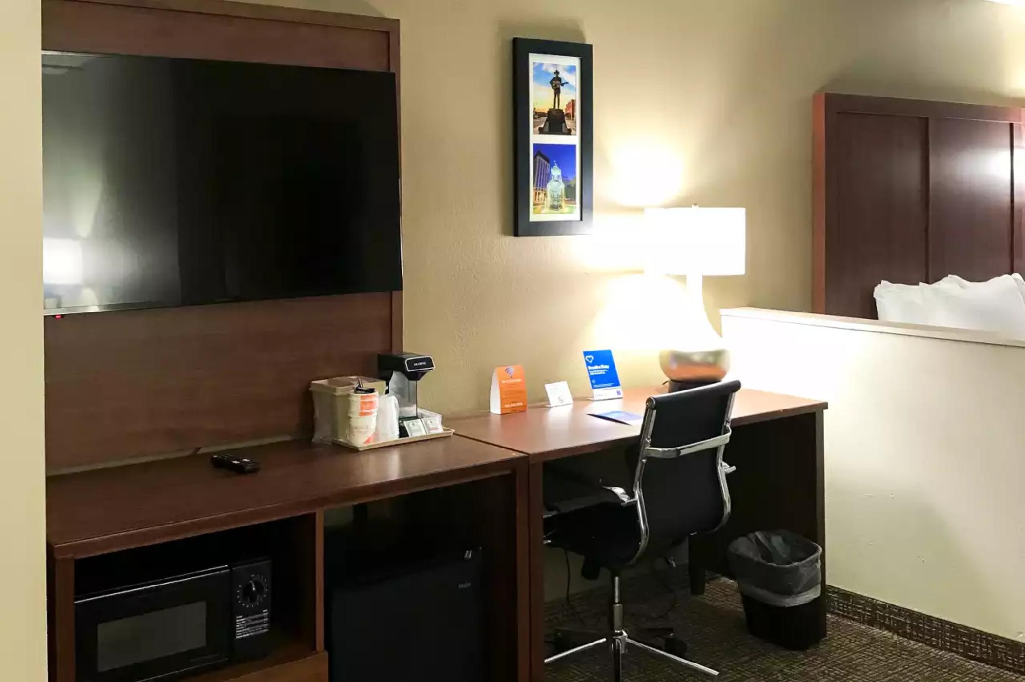 Comfort Inn & Suites Montgomery East Carmichael Rd Екстер'єр фото