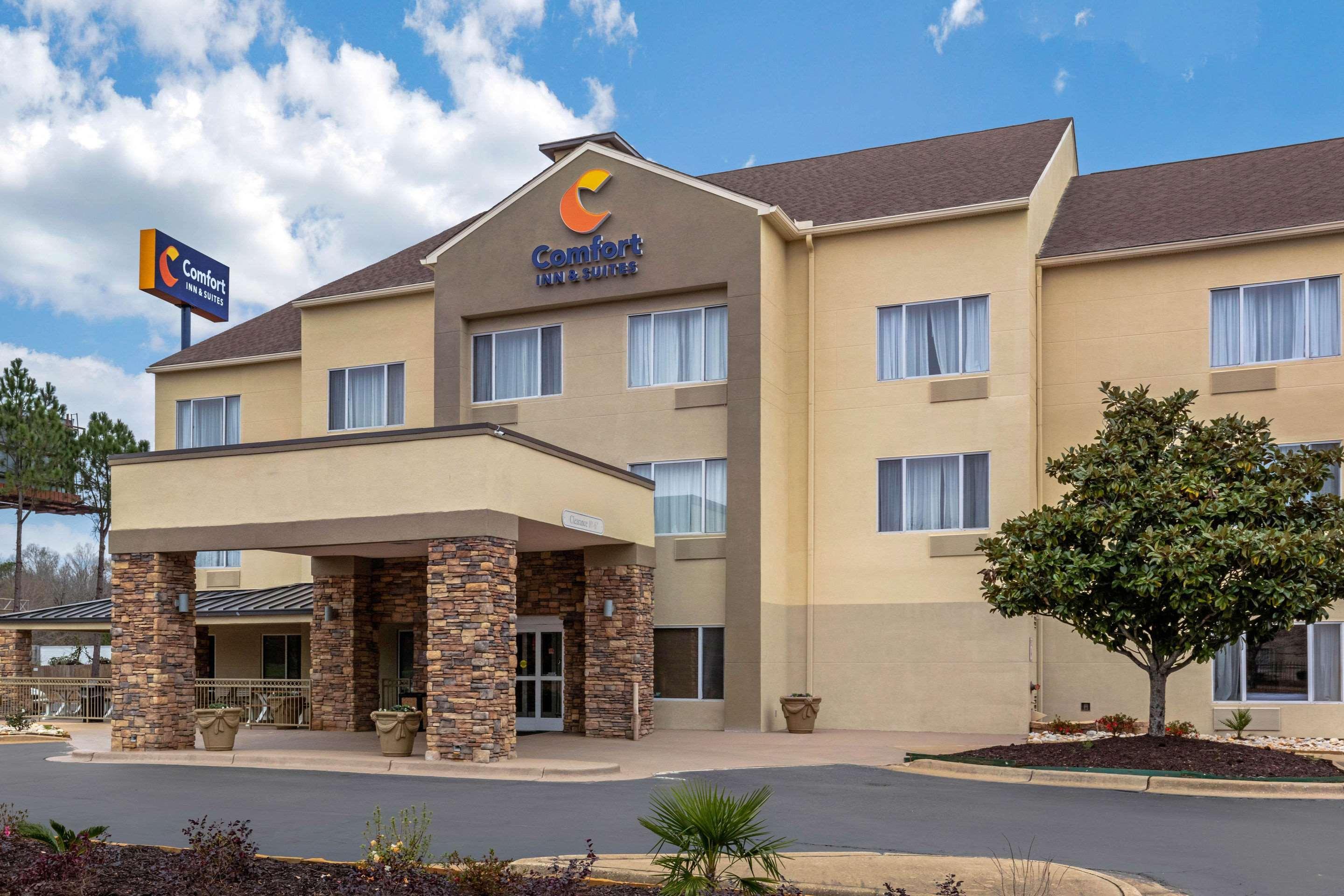 Comfort Inn & Suites Montgomery East Carmichael Rd Екстер'єр фото