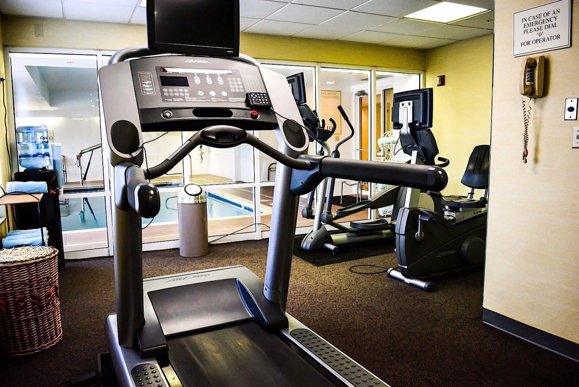 Comfort Inn & Suites Montgomery East Carmichael Rd Екстер'єр фото